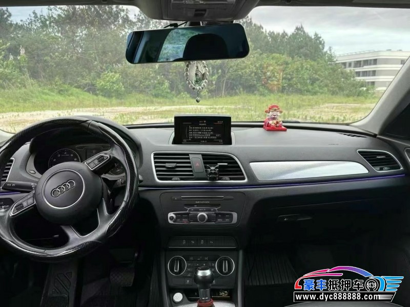 17年奥迪Q3轿车抵押车出售