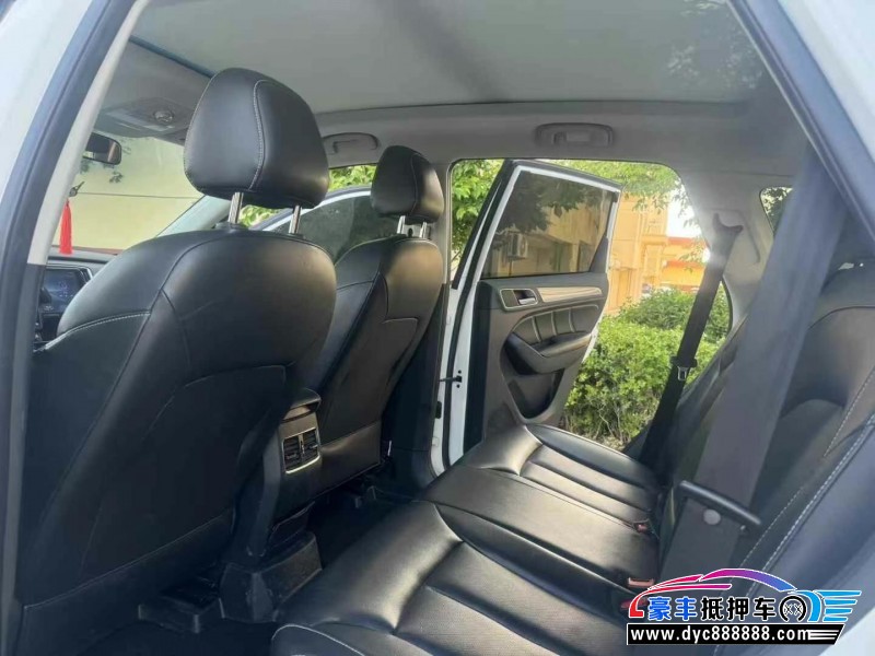 17年荣威RX5轿车抵押车出售