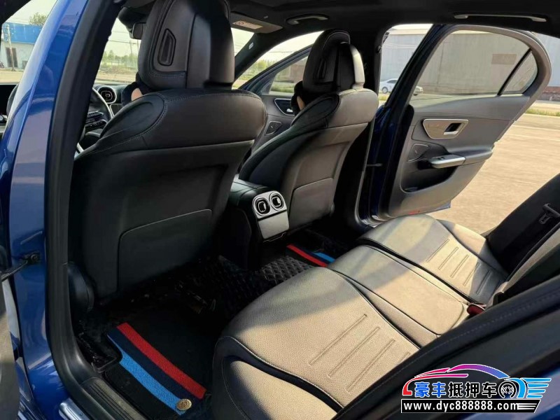 22年奔驰C轿车抵押车出售