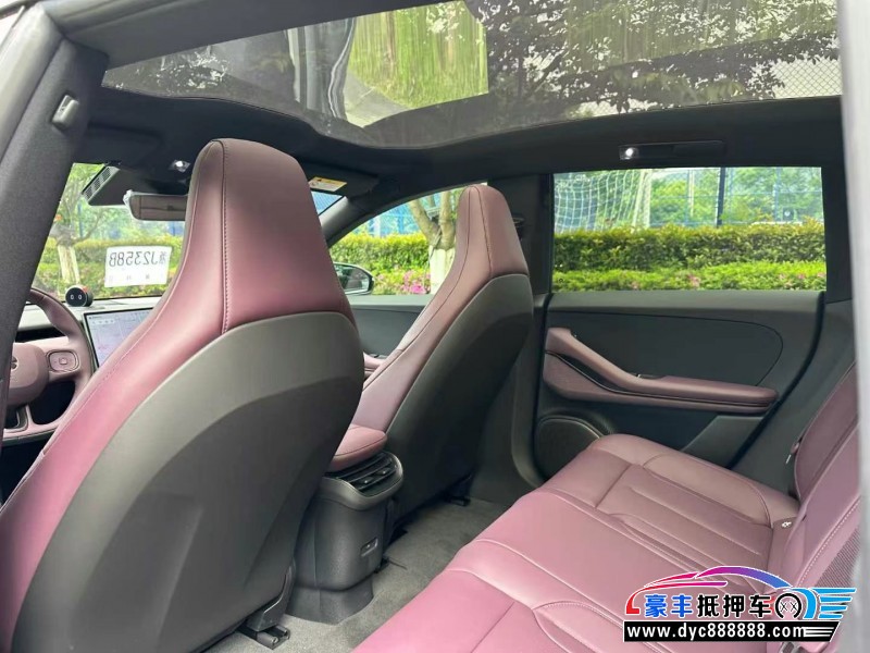 25年蔚来ET5轿车抵押车出售