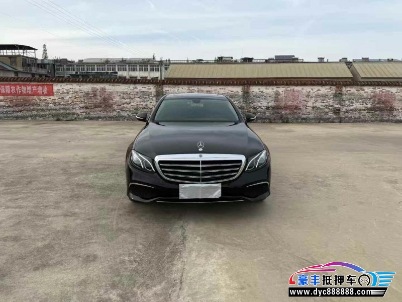 19年奔驰E轿车抵押车出售