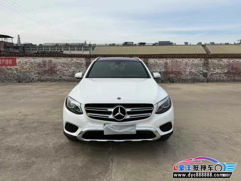 19年奔驰GLC轿车抵押车出售