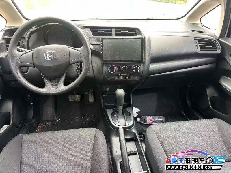 19年本田飞度轿车抵押车出售