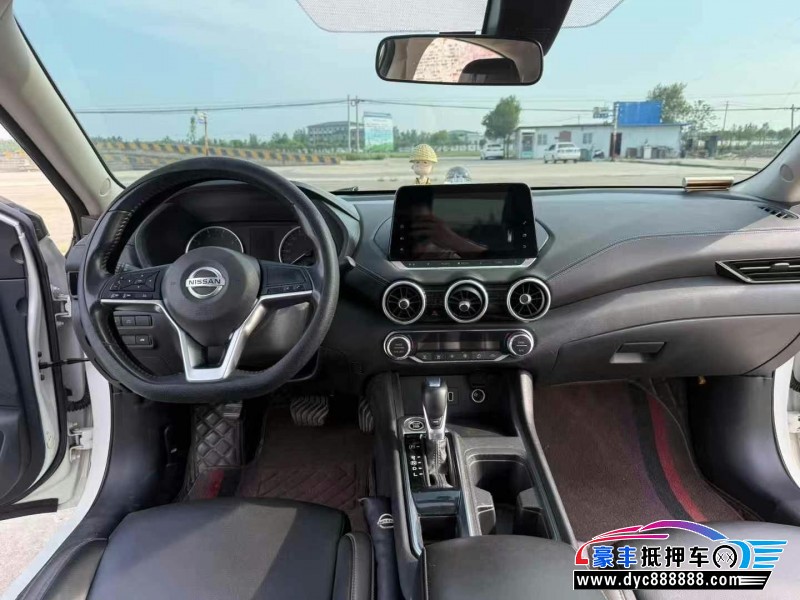 20年日产轩逸轿车抵押车出售