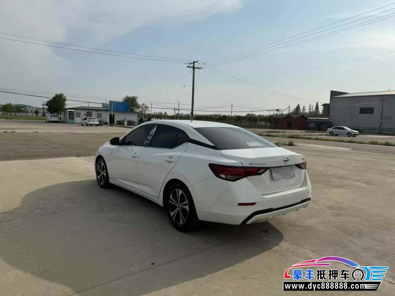 20年日产轩逸轿车抵押车出售