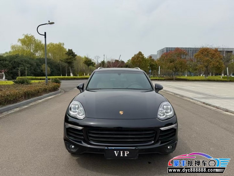 17年保时捷卡宴轿车抵押车出售