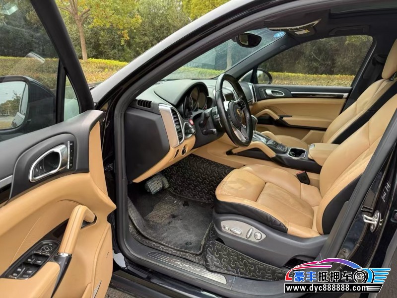 17年保时捷卡宴轿车抵押车出售