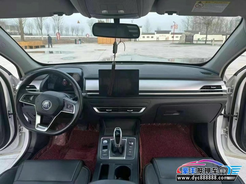 21年比亚迪秦轿车抵押车出售