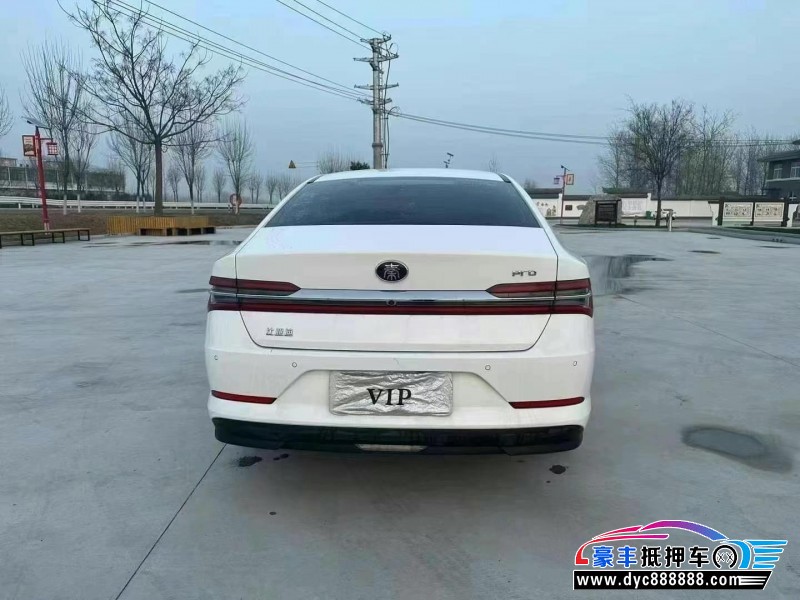 21年比亚迪秦轿车抵押车出售