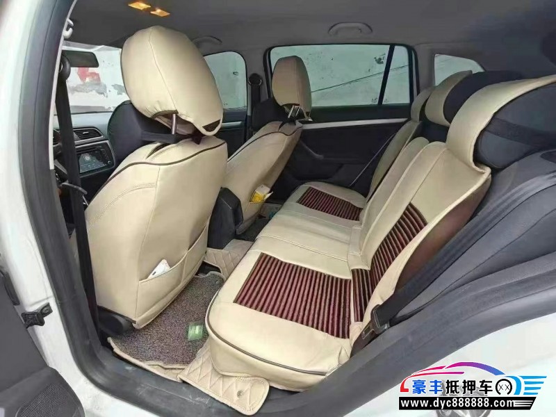 17年大众朗行轿车抵押车出售