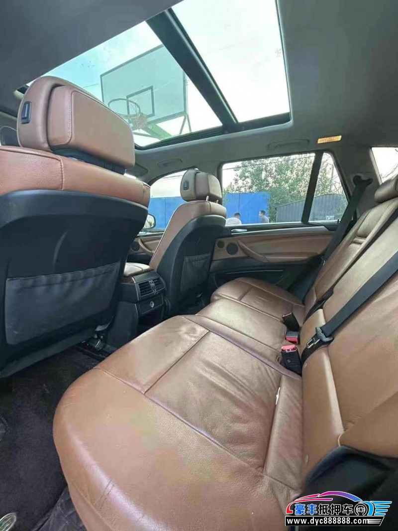 09年宝马X5轿车抵押车出售