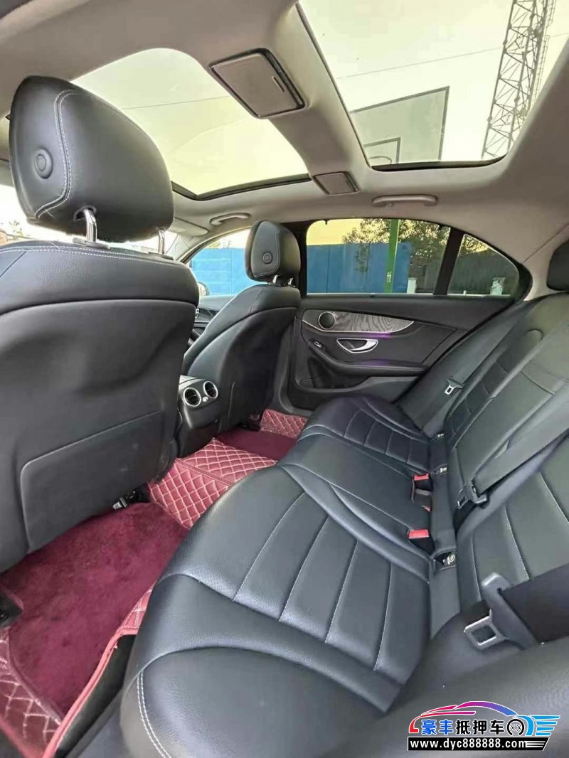 14年奔驰C轿车抵押车出售