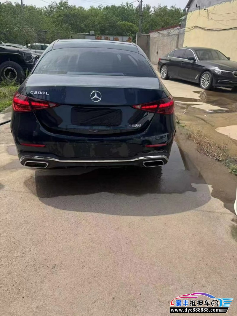 24年奔驰C轿车抵押车出售