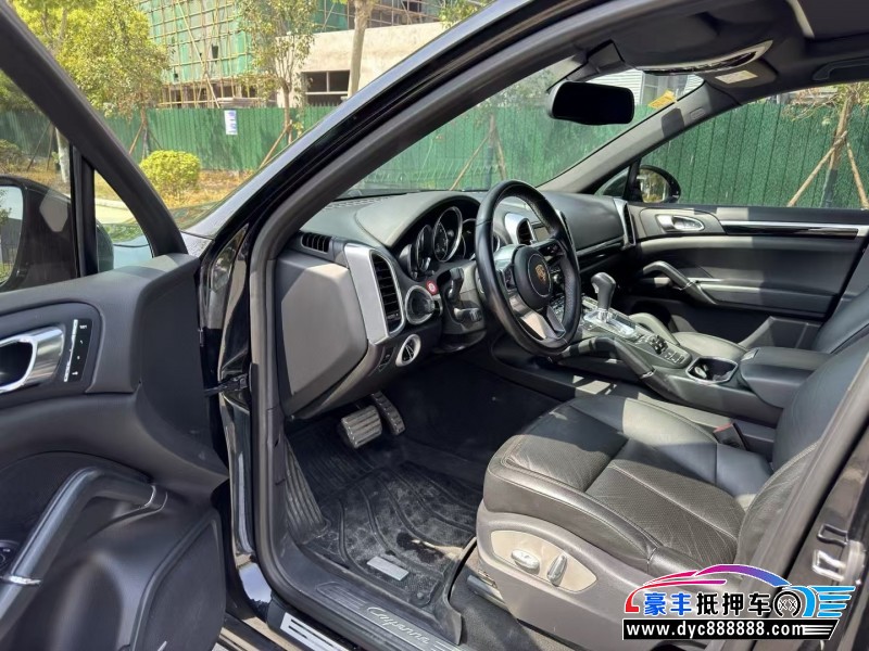 15年保时捷卡宴SUV抵押车出售