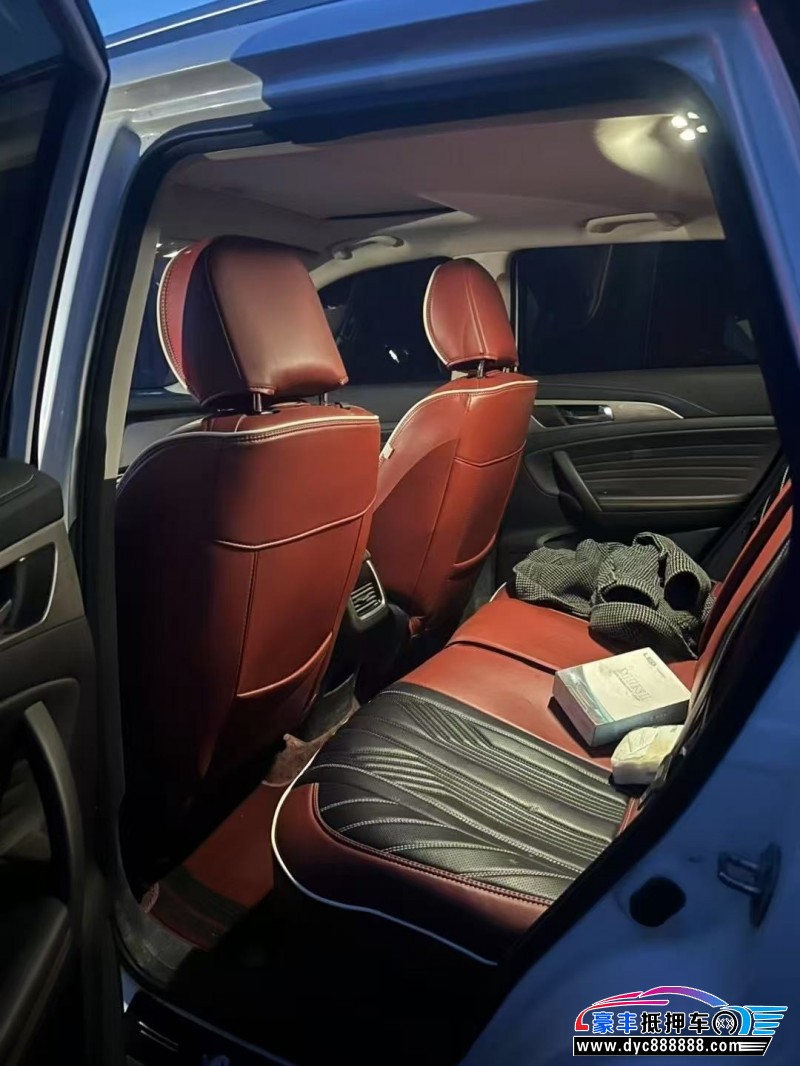 20年长安CS35轿车抵押车出售