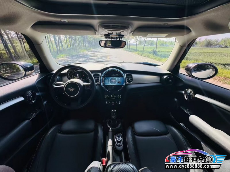 21年宝马MINI轿车抵押车出售