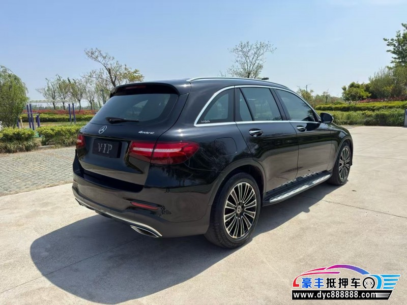 18年奔驰GL轿车抵押车出售