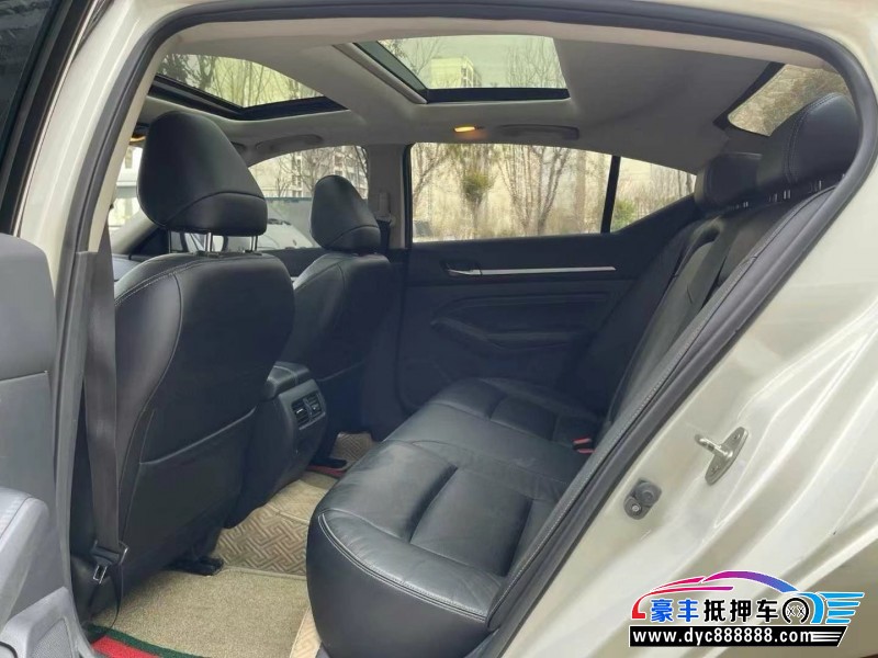 19年日产天籁轿车抵押车出售