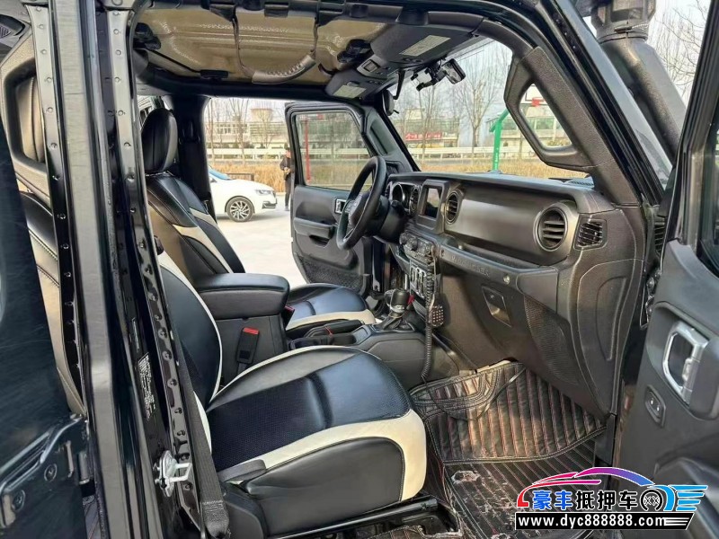 20年Jeep牧马人轿车抵押车出售