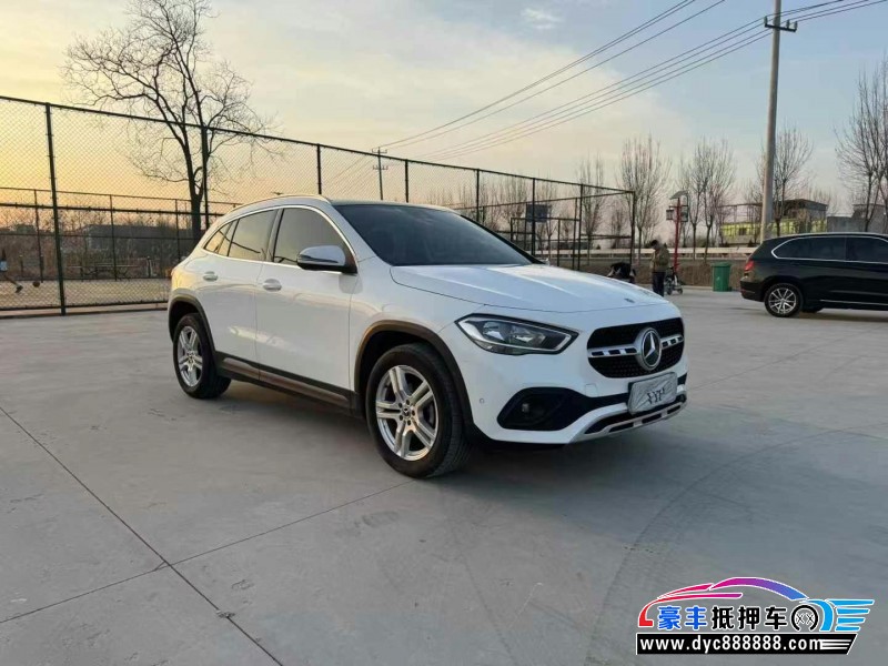 21年奔驰GLA轿车抵押车出售