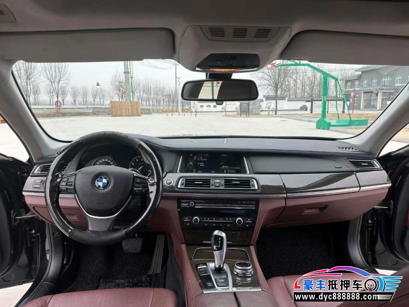 14年宝马7系轿车抵押车出售