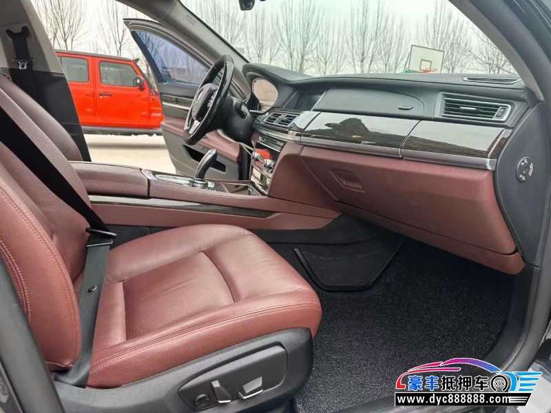 14年宝马7系轿车抵押车出售