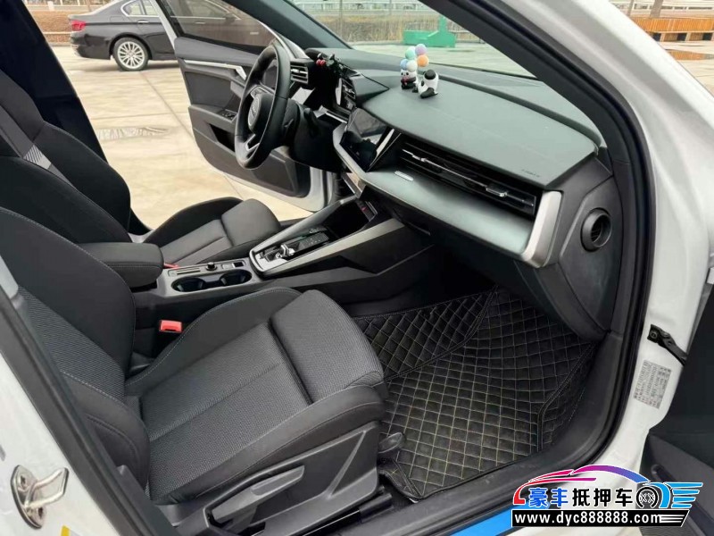 22年奥迪A3轿车抵押车出售