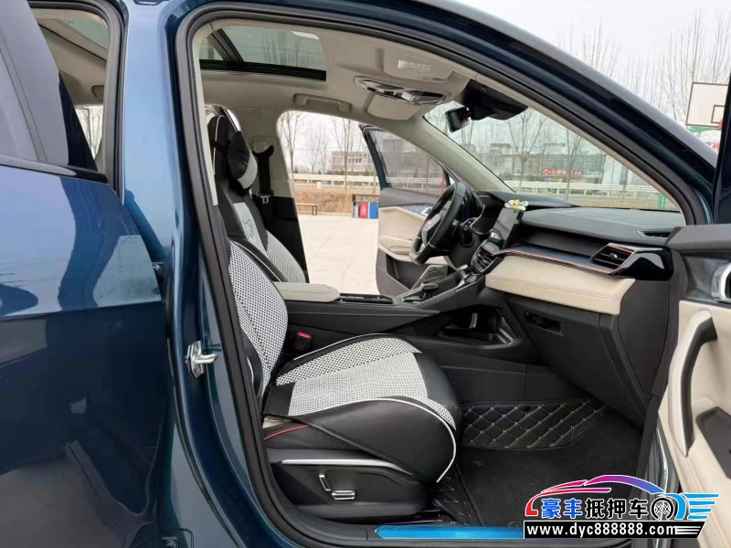 22年领克06轿车抵押车出售