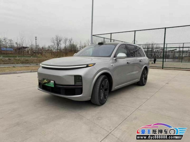 22年理想L9轿车抵押车出售