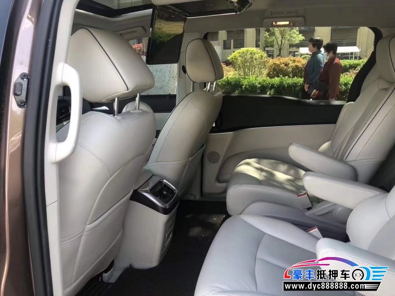 20年别克GL8轿车抵押车出售