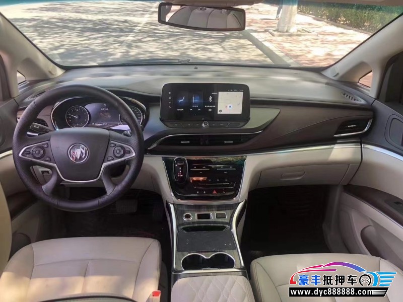 20年别克GL8轿车抵押车出售