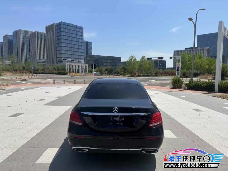 16年奔驰E轿车抵押车出售