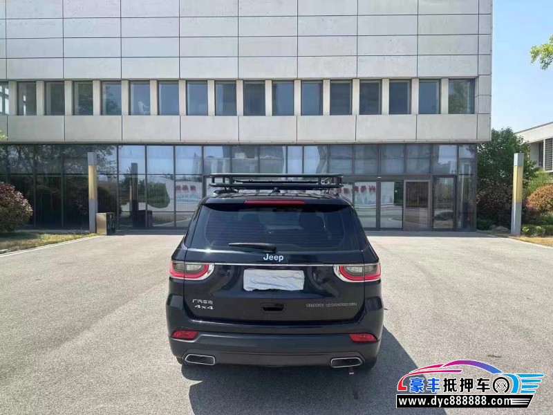 19年Jeep指挥官轿车抵押车出售