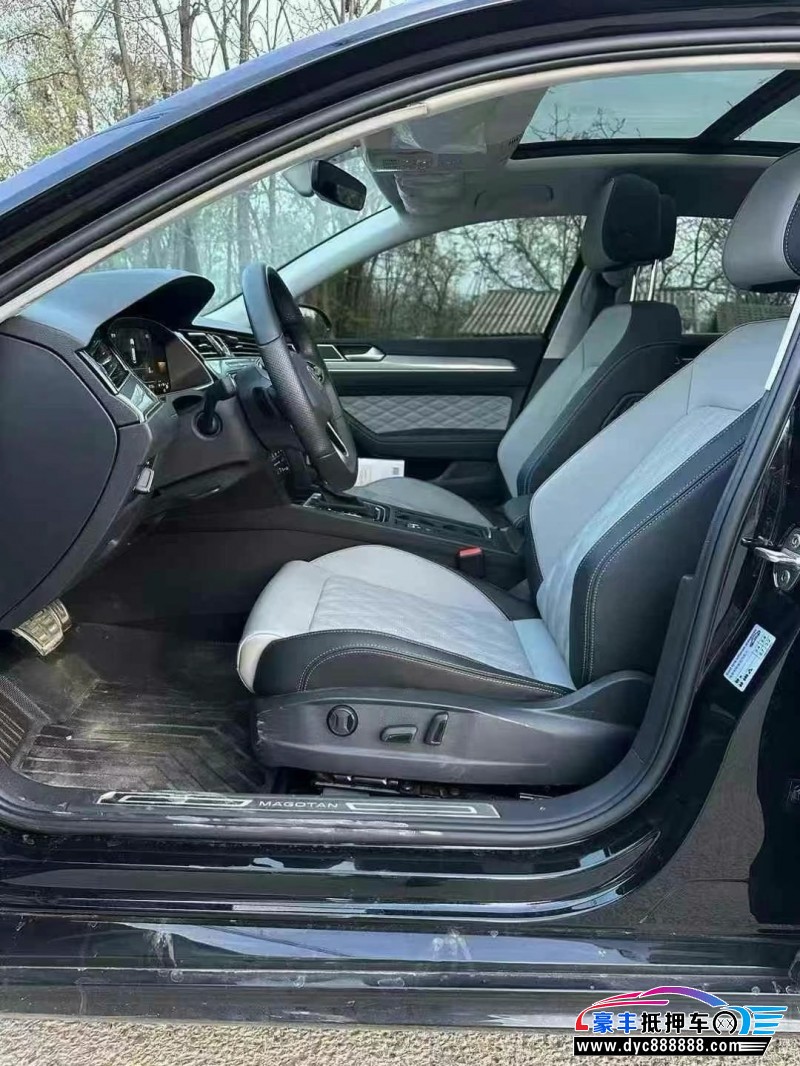 24年大众迈腾轿车抵押车出售