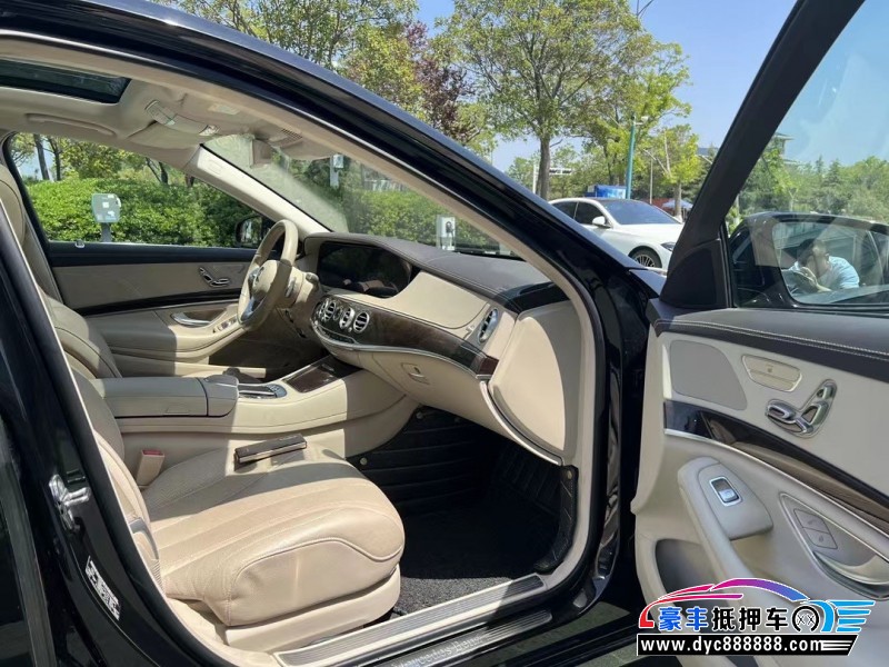 19年奔驰S轿车抵押车出售