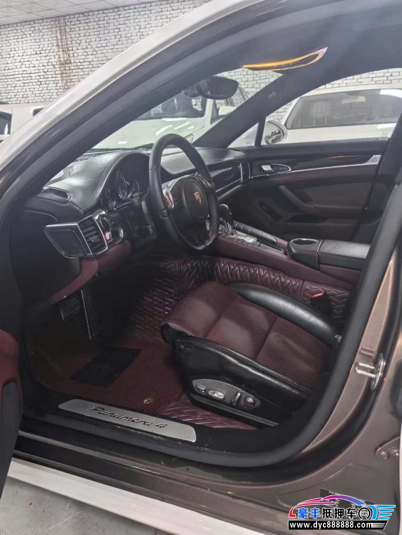15年保时捷帕纳梅拉轿车抵押车出售