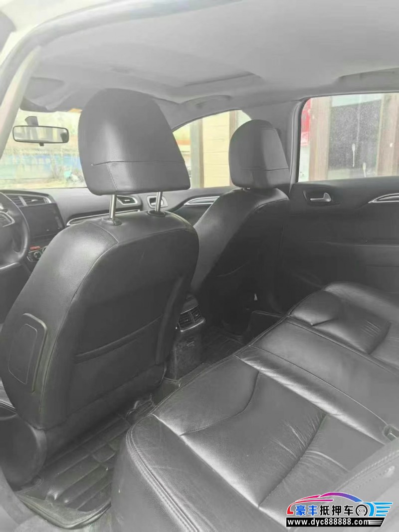 14年雪铁龙C4L轿车抵押车出售