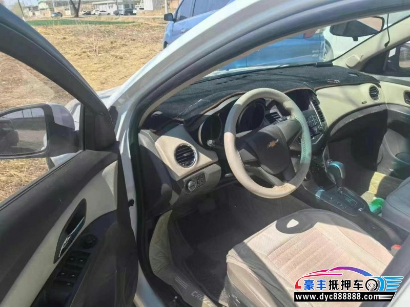 17年雪佛兰科鲁兹轿车抵押车出售