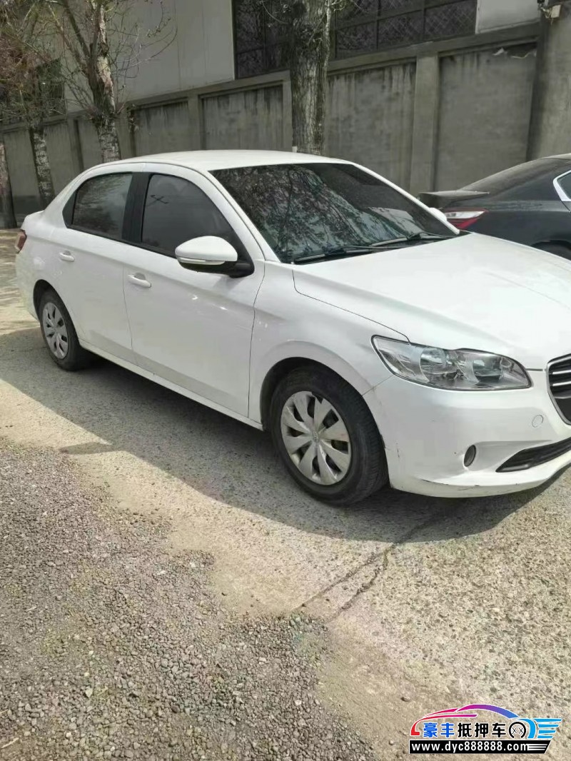 16年标致301轿车抵押车出售