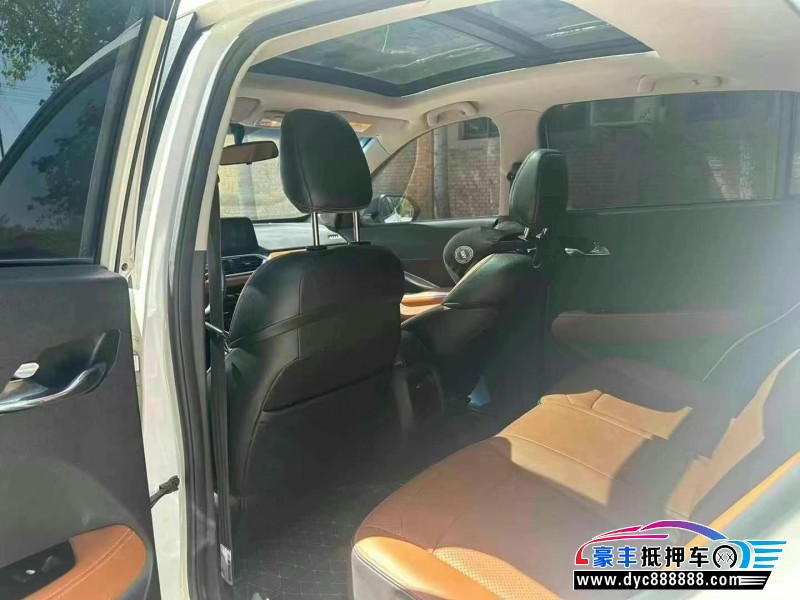 17年宝骏510轿车抵押车出售