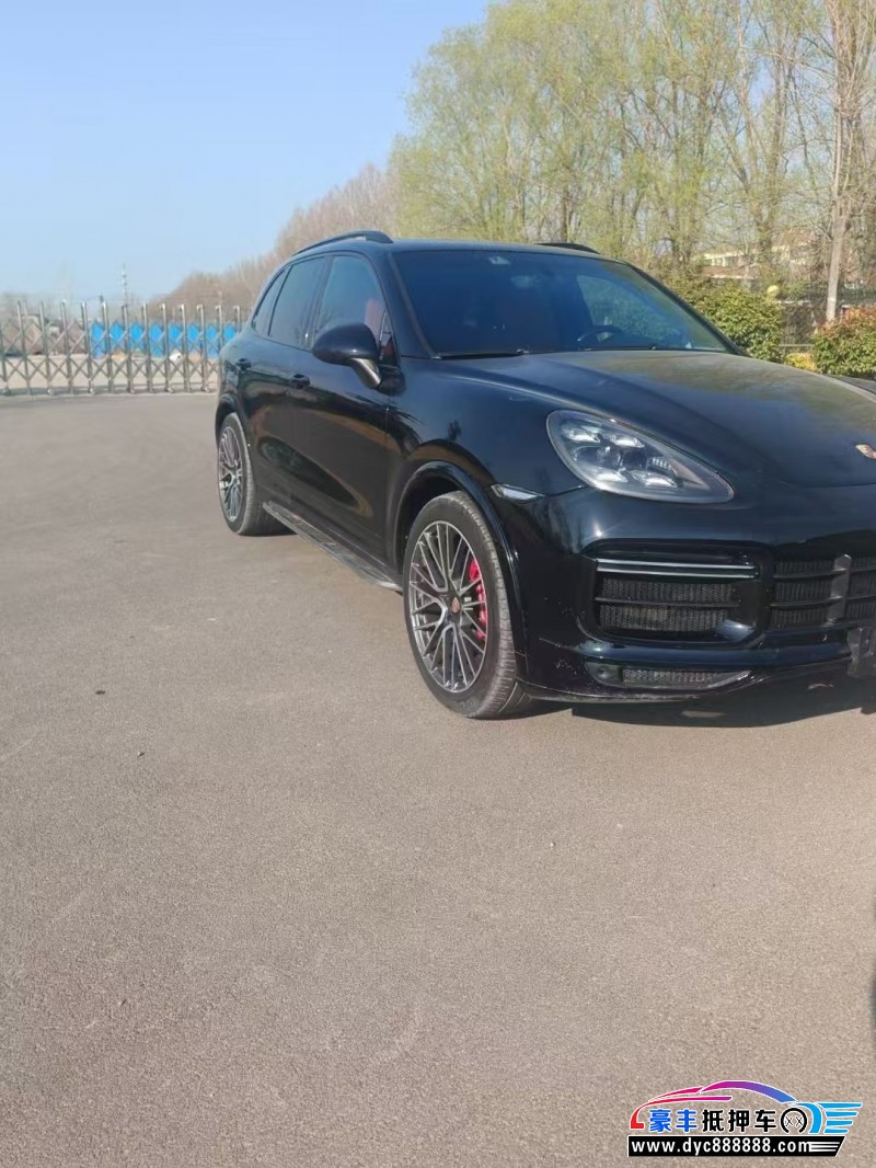 14年保时捷卡宴轿车抵押车出售