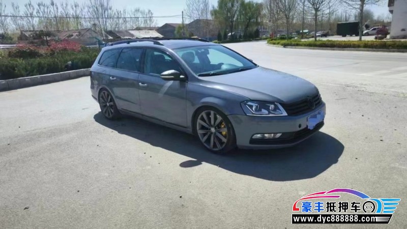 12年大众迈腾轿车抵押车出售