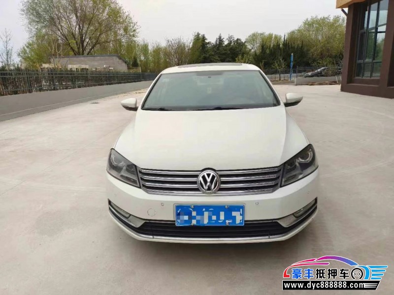 13年大众迈腾轿车抵押车出售