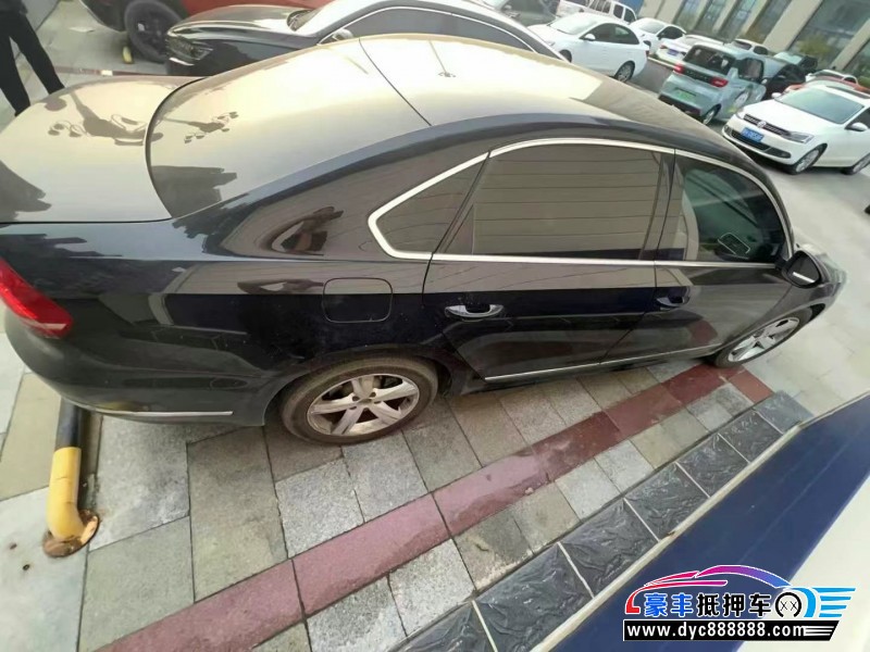 14年大众迈腾轿车抵押车出售