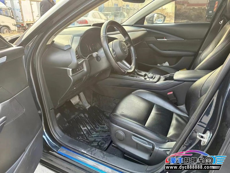 20年马自达cx30SUV抵押车出售