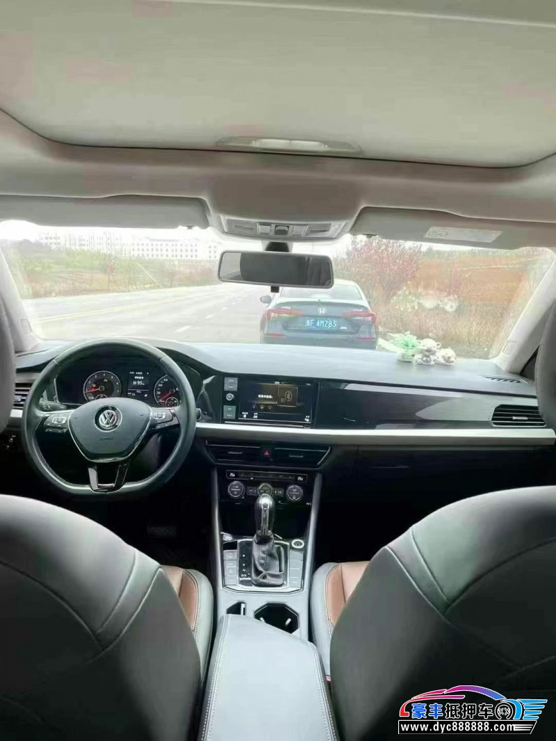 20年大众朗逸轿车抵押车出售