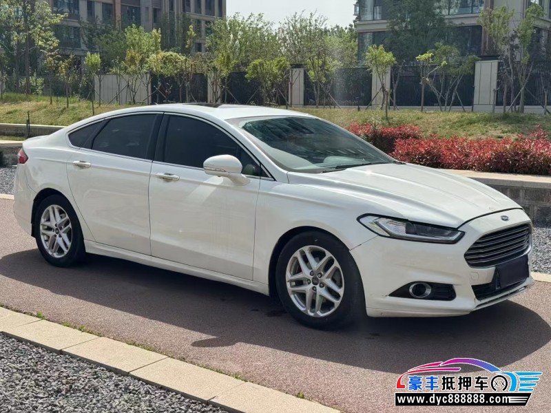 13年福特蒙迪欧轿车抵押车出售