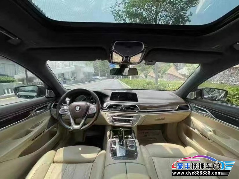 17年宝马7系轿车抵押车出售