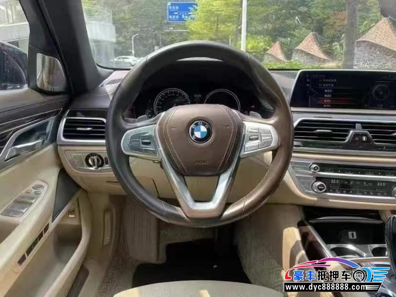 17年宝马7系轿车抵押车出售