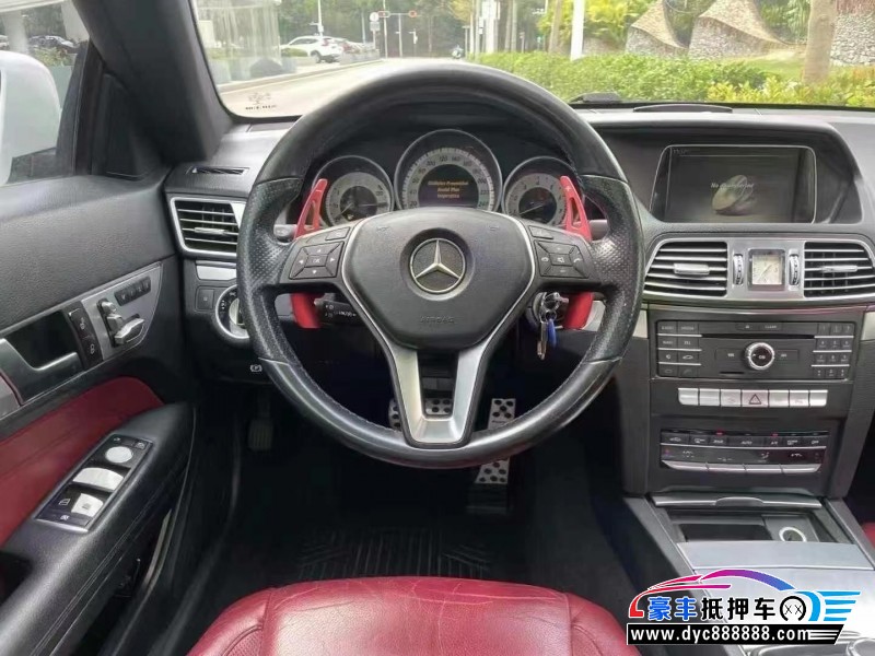 16年奔驰E轿车抵押车出售